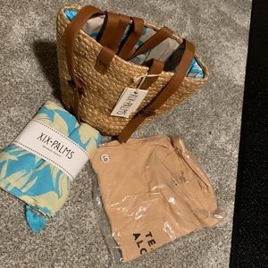 New. A beachly box item. You get all 3 of these.